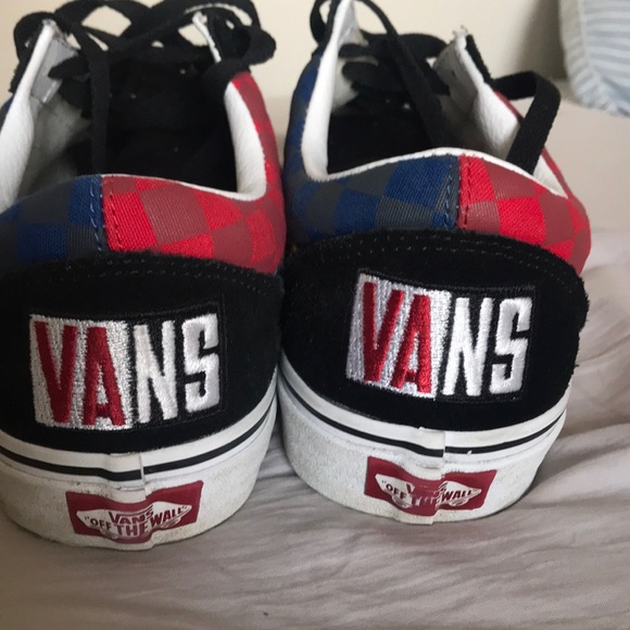 Vans - Picture 5 of 6